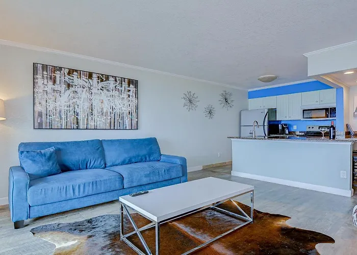 441-Waterfront, Amazing Views, Wifi, Pool And Close To Bucs Stadium